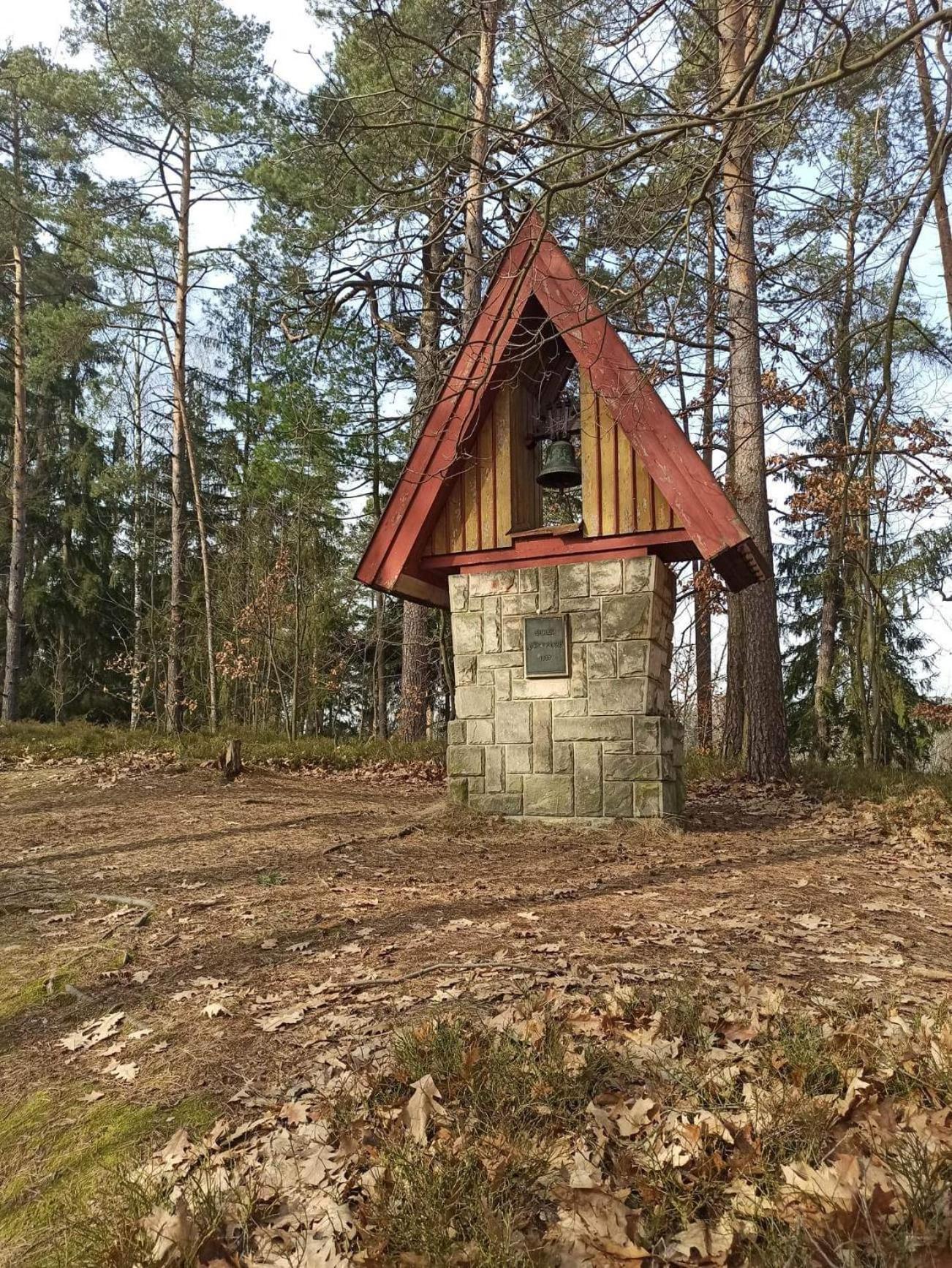 Chaty V Ceskem Raji U Prachovskych Skal - Mala Chata Pro 4 - Velka Chata Pro Az 7 Osob - Ubytovani V Soukromi Jičín Exterior foto